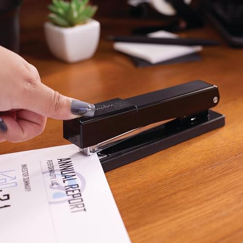 Swingline Stapler, 20 Sheet Capacity, LightDuty 405, Jam Free, Metal, Essentials